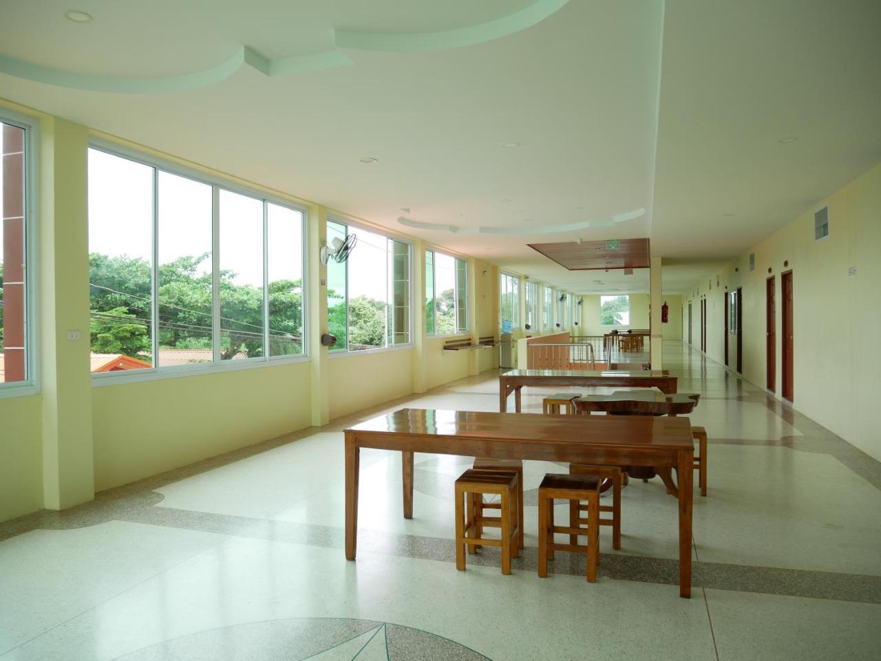 Khong Chiam 2 Hotel Exterior photo